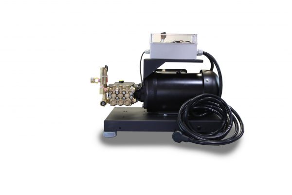 Pressure Washer - DIRECT DRIVE - 1500 PSI - 4.8 GPM - 240V